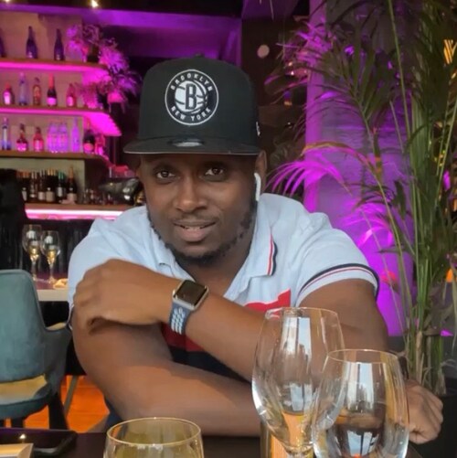 An avid Chelsea fc fan. kobe4life