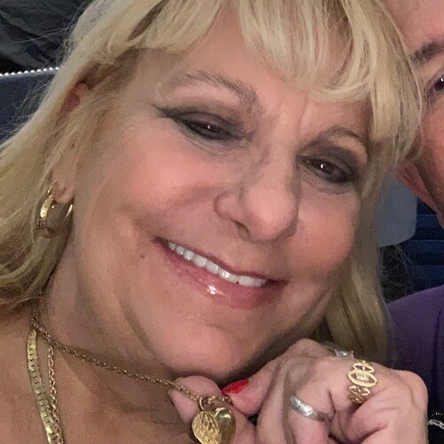 🇺🇸Patriot Wife, mother, sister,MiMi,  who loves water arobics,  boating &  the beach. I’m Pro-Life  Conservative & Independent free - thinker.