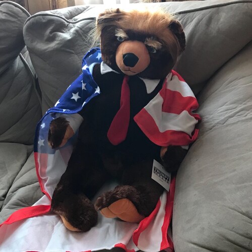 Patriot, Trump supporting mom, wife, grandmother & daughter of a Marine. Support our troops. #AmericaFirst  TRUMP WON! �...