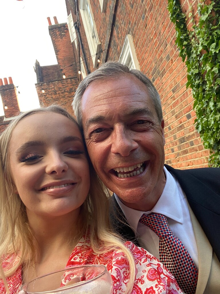 Welcome @Nigel_Farage 👋 