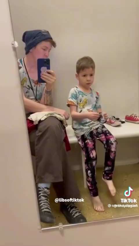 Children don’t deserve a mother like this.

Absolutely disgusting.

The boy deserves better.