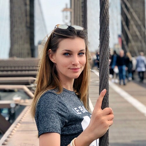 Amateur food nerd. Bacon buff.  Internet ninja. Trump Supporter. Christian.

MAGA