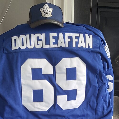 Married Father of 4, Canadian who believes in 1A,2A Christian, Dog lover. Pro Police & Military. Loves Comedy, Football ...