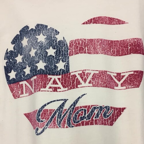 Christ Follower✝️•Wife/Mom💙💙💙💜•Navy Mom⚓️•Dog Mom🐾•🇺🇸✨