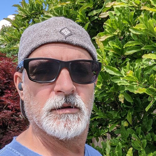 🍊🍊🍊🍊🍊#DefundNPR
#UnemployedHealthcarWorker
#BidensUnemployed
#IUsedToSavesLives