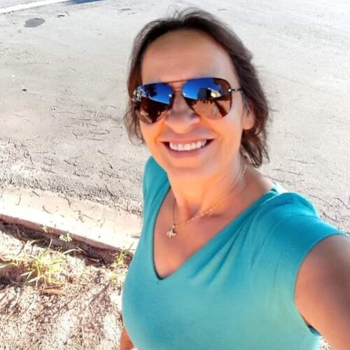 Todo homem morre mais nem todo homem vive.