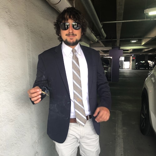 Dudes talking about stuff.
https://podcasts.apple.com/us/podcast/the-dude-man-podcast/id1594487806