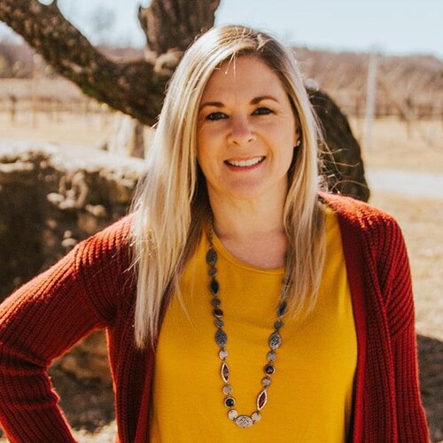 Single momma of 4 badass humans, independent business owner, world traveler, patriot, questions everything...