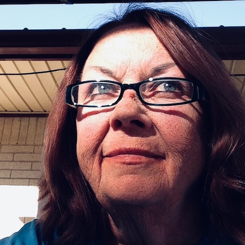 Saved By Jesus Christ. Veteran/LEO Wife & Momma. President D.J. TRUMP💯🇺🇸. I Stand for the Flag, Kneel only to GOD & P...