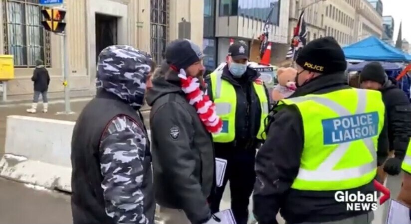 “Leave the area now" Ottawa police issue new warning to trucker convoy protesters with leaflets 

Lo...