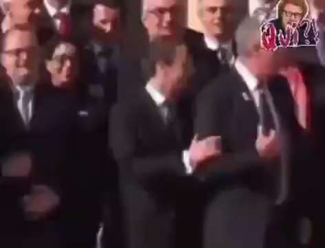 Qui est complotiste ?????  

