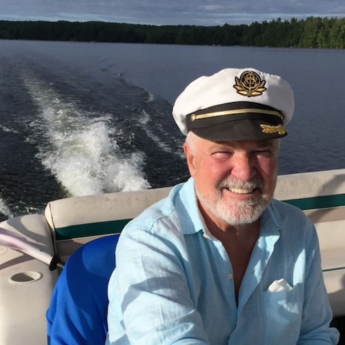 Father of Five boys, MBA, Veteran, Patriot. Seeks common sense in humanity!