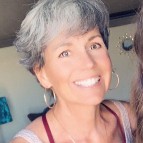 Food Over Medicine certified consultant.  Health and wellness blogger