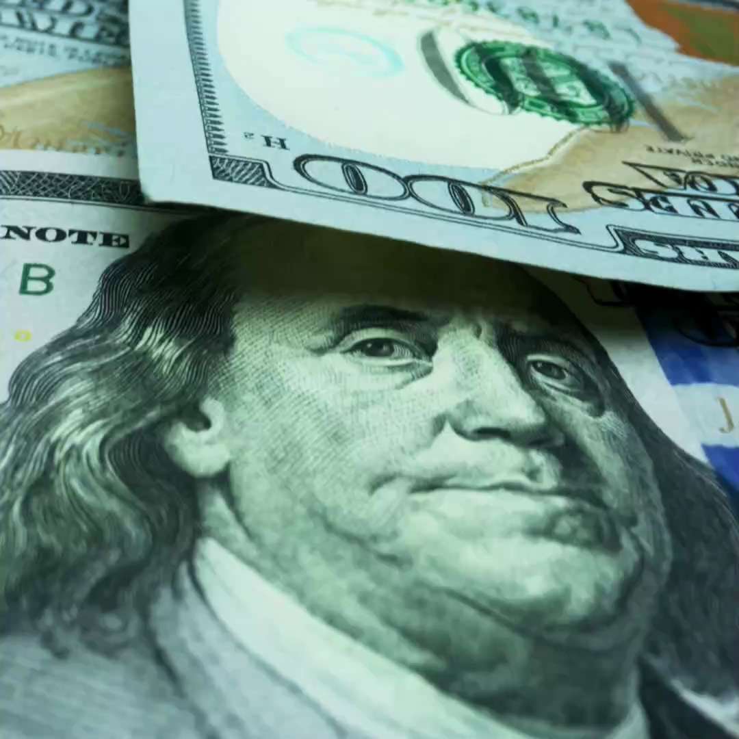 It was revealed that an estimated $350 million in undisclosed royalties were paid to the #NIH and hundreds of its scientists, including the agency’s recently departed director, Dr. Francis Collins, and Dr. Anthony #Fauci.

🔵 Watch Now on @EpochTV 👇
https://ept.ms/350MSecretPayments