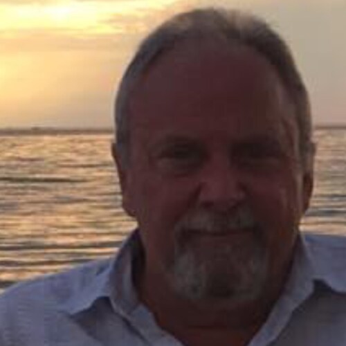 Married, retired Detroit Police. Antique car aficionado. Trump 2024 or before!