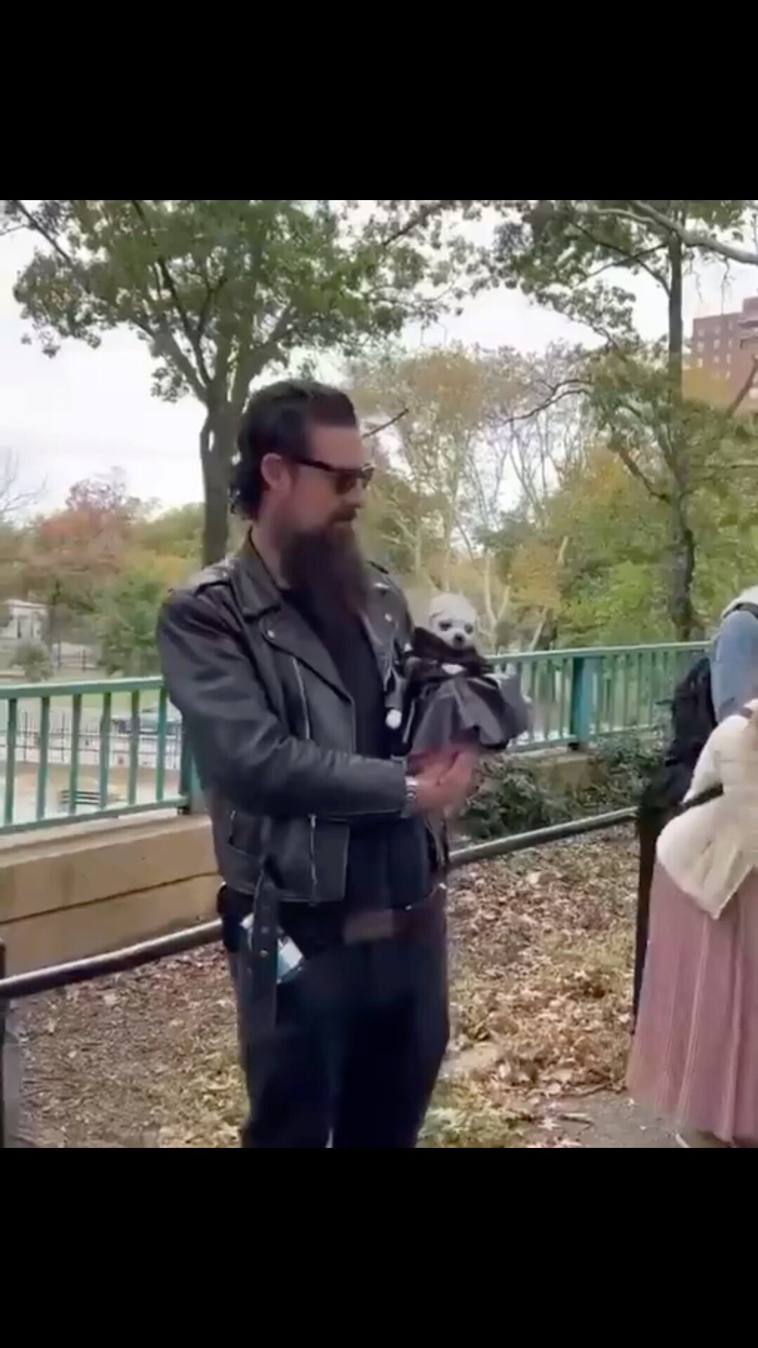 View 笨伯's post on GETTR. Join the discussion, share your thoughts, and connect with the community.