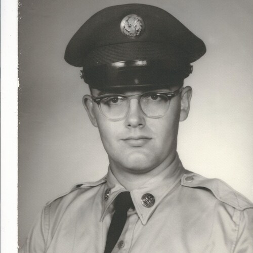 Basic Training 1960, Fort Jackson 17yrs
Freemason, York Rite-KCT-KYCH
Ben Ali Shriner
Brothers Name on Vietnam Wall
...