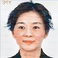 《共产党统治中国的150个家族》（DT挖掘机团队出品）
17.13 温家宝家族

儿媳：杨小萌，持有联通优势科技有限公司股份与平安保险公司股份合计约4.1亿美元。

女儿：温如春，图，化名常丽丽（Li...