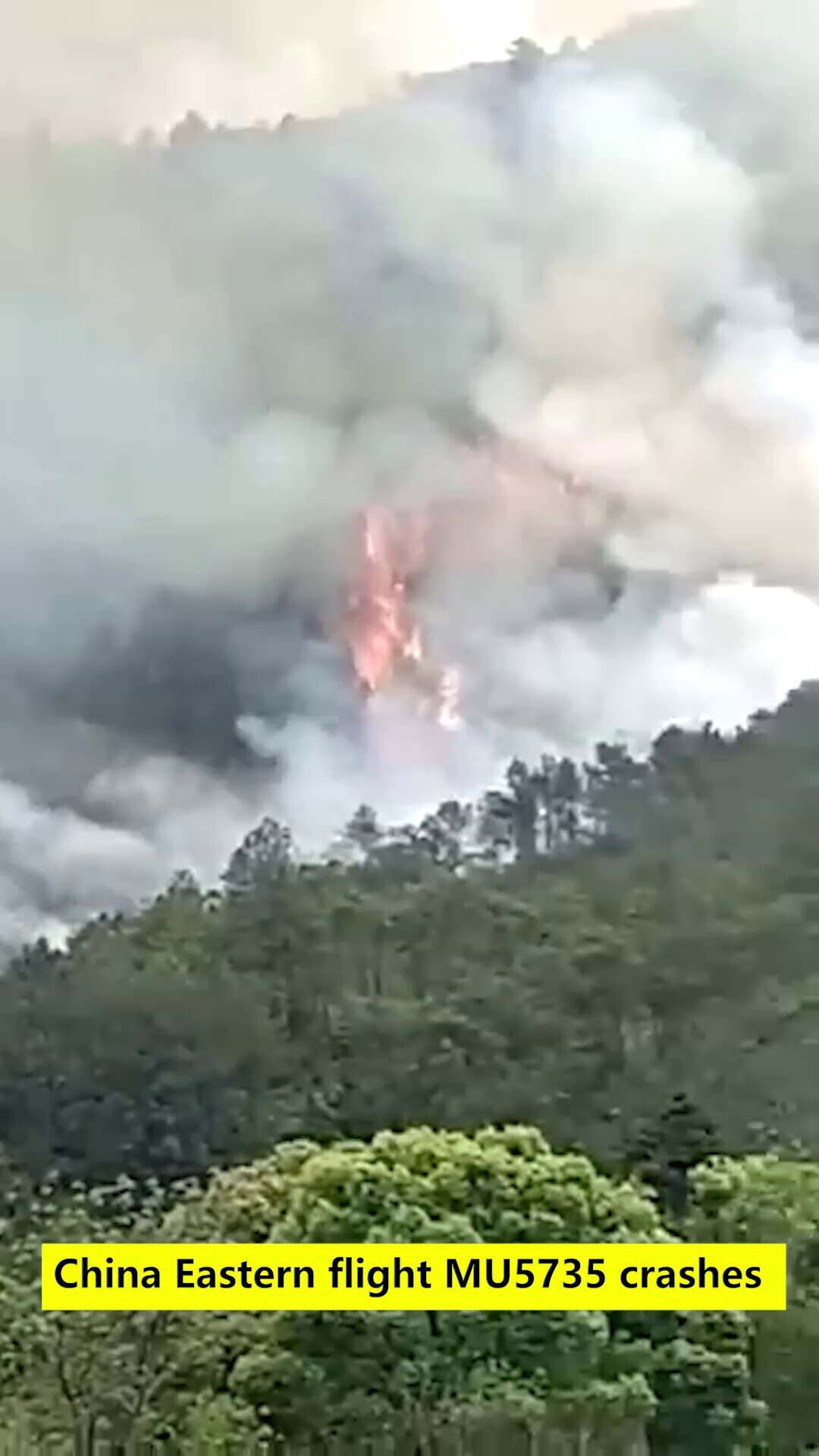 BREAKING: 2022-3-21
China Eastern flight #MU5735 crashes near Wuzhou
Chinese state media has confirm...