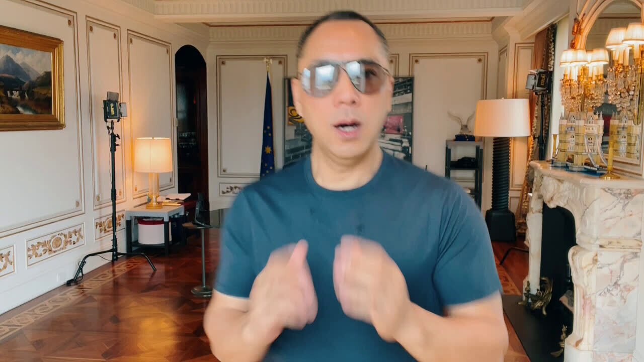 7月3号：尊敬的战友们好，你们健身的吗？北京天安门上发生的一系列的事件．和天安门广场两侧发生的还没有公布的政治灾难．都将极大地促进中共国的三国政治到了最后的绞杀阶段！