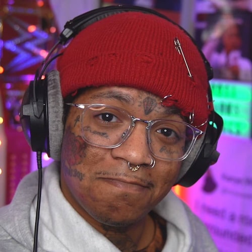 Visit Flawdzilla's profile on GETTR. View their posts, photos, videos, and connect with them on the social platform.