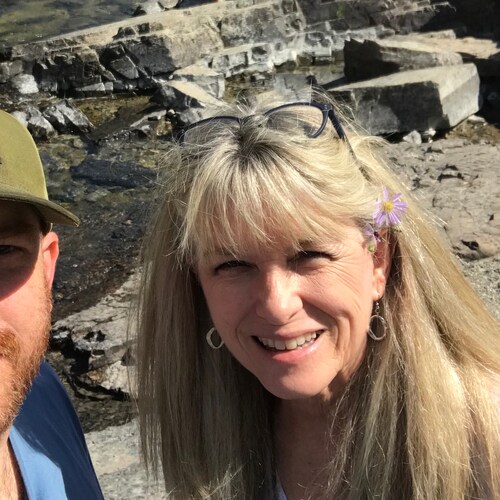 Interior Designer, Calligrapher, Christian, Author, and Patriot ✝️🇺🇸