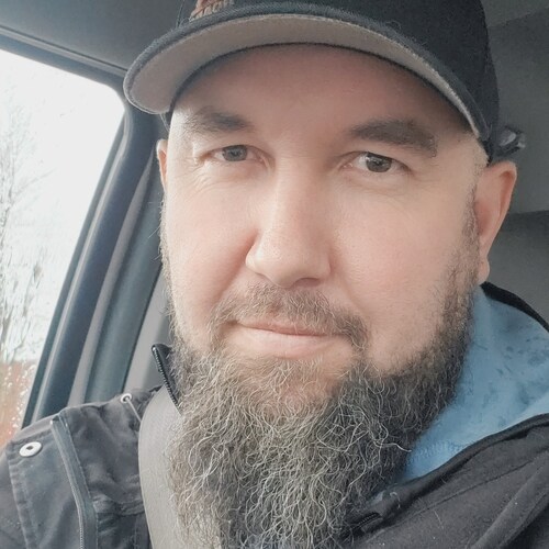 3rd Generation Grader Operator with a mind for philosophy and politics. Conservative values are the way forward. Never c...