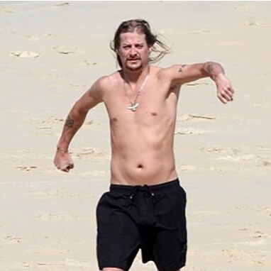 Singer/Songwriter. Eric Clapton junkie. Anti-vaxx and proud yet humble American that loves everyone.