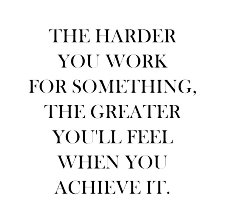 #HappyMonday 