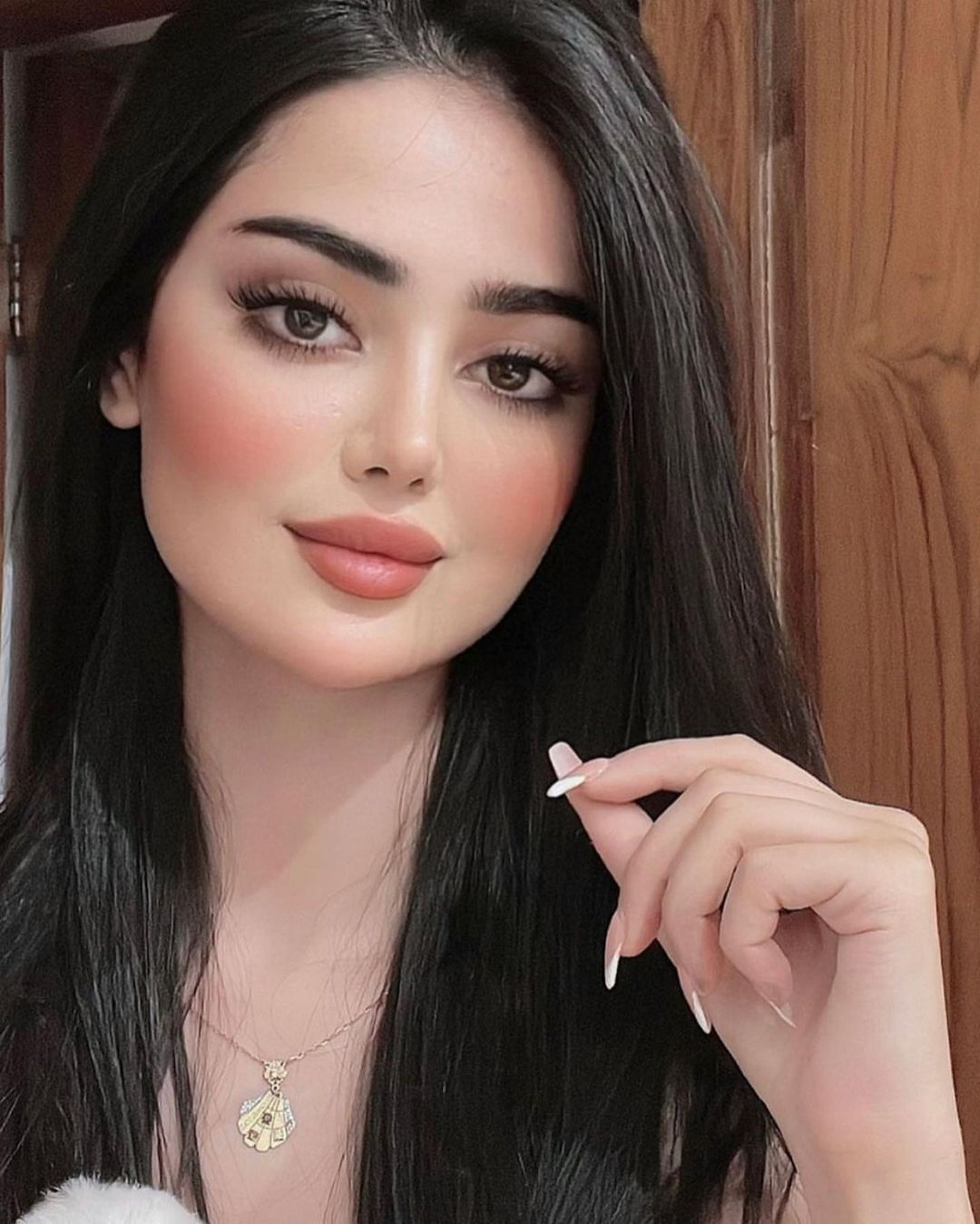 today's my birthday 🎂🎉 any body wish me ?
        