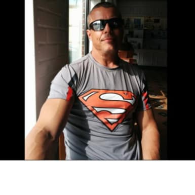 Patriot - Guitar Player - Gunslinger - Descendant of Oliver Cromwell!