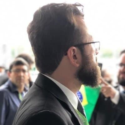 Founder of the Terça Livre, the biggest conservative media in Latin America. 🇧🇷