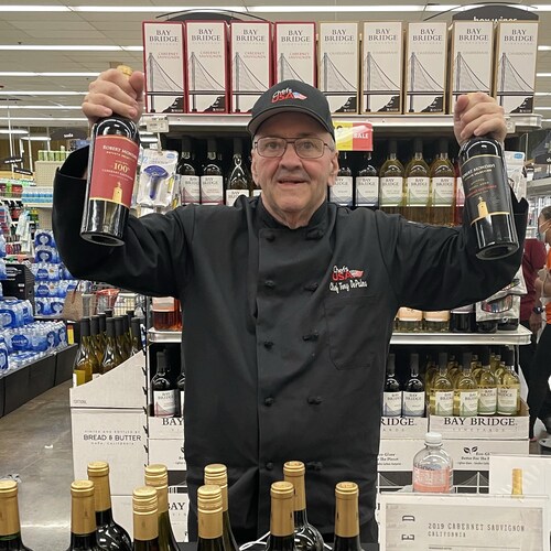 Coolidge, Reagan, Trump Conservative! 2 Daughters, 1 Stepson, US Navy, Merchant Sailor, Chef, Viet Nam Era Vet  #unbornl...