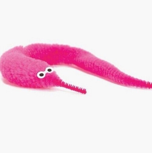 I can’t post the blonde lady emoji??? It automatically goes gender neutral this is lovely let’s see ...