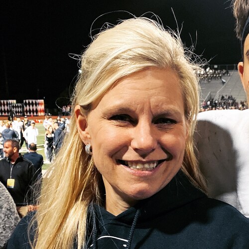 Happy Wife ♥️ Proud Mom ♥️ Follower of Jesus Christ ✝️ #PatriotsUnite 🇺🇸