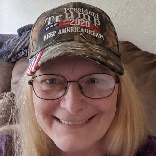 Christian, conservative, Trump supporter, mother, grandmother. I love God, family, friends and country! 🇺🇲GOD BLESS THE USA🇺🇲