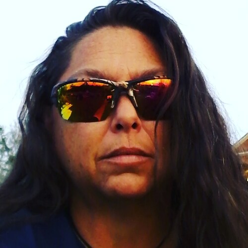 I'm just a regular person. GA born and raised. i believe in GOD and common sense.