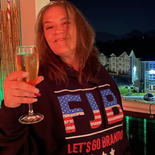 Patriot. American born citizen. Living the dash. Proud to be part of the #LGBFJB COMMUNITY