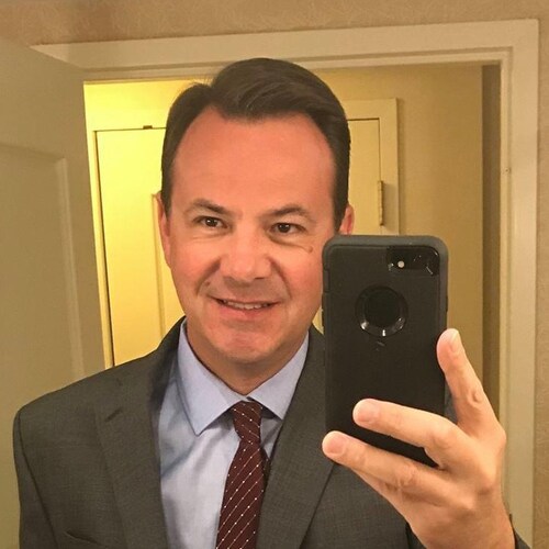 Working Conservative taxpaying American citizen.   I love America and freedom and despise Communism and corruption.