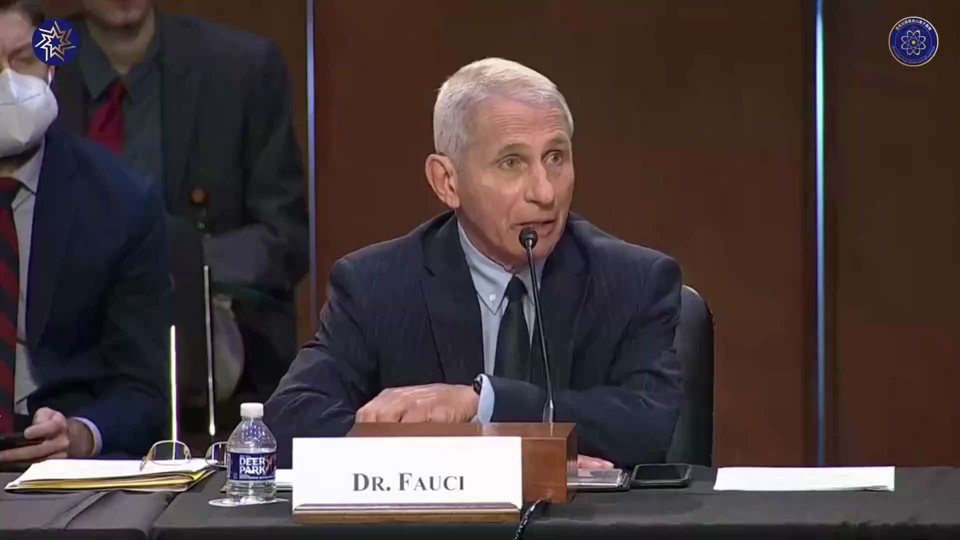  #福奇 承认曾与#Facebook 的马克·#扎克伯格 就推广疫苗接种进行过对话。

Fauci admits to having conversations with Mark Zuckerber...