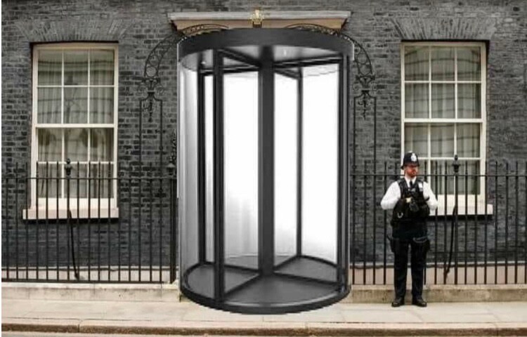 New door installed at No 10 Downing Street. 

