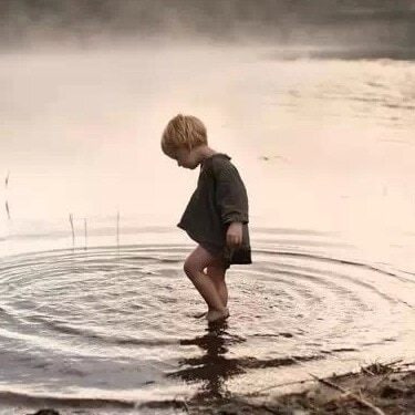 引力波lucy On Gettr