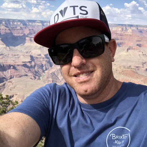 Death to Communism... “The shadow proves the sunshine” we need an Internet Bill of Rights! Love all things Golf... LIVE ...