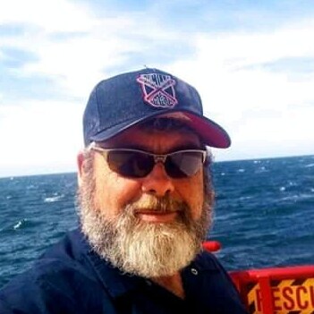 security shift supervisor . spent 10 years in Kentucky National Guard SGT.  I stand for freedom