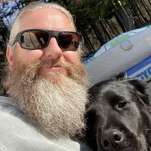 family👨‍👩‍👦‍👦 &faith✝️ first blue collar truckdriving 🚛son ofa gun who likes harleys ,boats🚤, crypto &  damn good time give me a HELL YEAH WHEN YA FOLLOW!