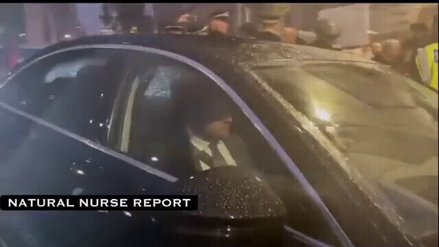 ビル・ゲイツは、ダウニング通りでボリス・ジョンソンとの夕食前に、市民から「ビル・ゲイツを逮捕しろ」や「殺人者」など暴言を吐かれていた。 
市民の方々グッジョブ(◍ ´꒳` ◍)b

 @Kanekoa...