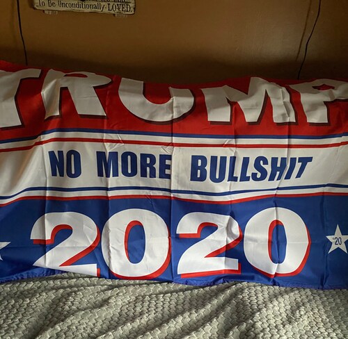 🇺🇸 Everyone must walk through the darkness before they can see the light 🇺🇸