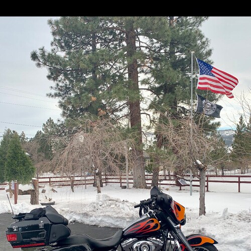 California conservative trying to get out of the land of the lost.