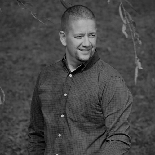 Constitutional Conservative, God Loving, God fearing Patriot.