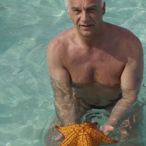 Freier Berichterstatter und Journalist auch auf Twitter